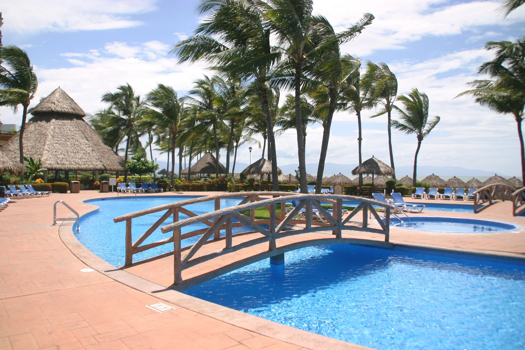 El Tigre beach club